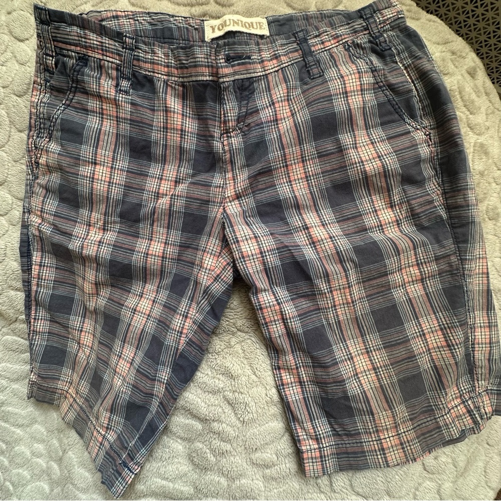 Vintage 90’s from plaid shorts from Urban Outfitters